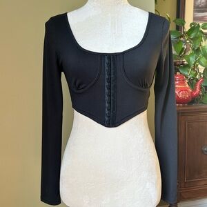 SHEIN Black Cropped Long Sleeve Top